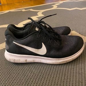 Nike free run black sneakers. Size 8.5 women’s